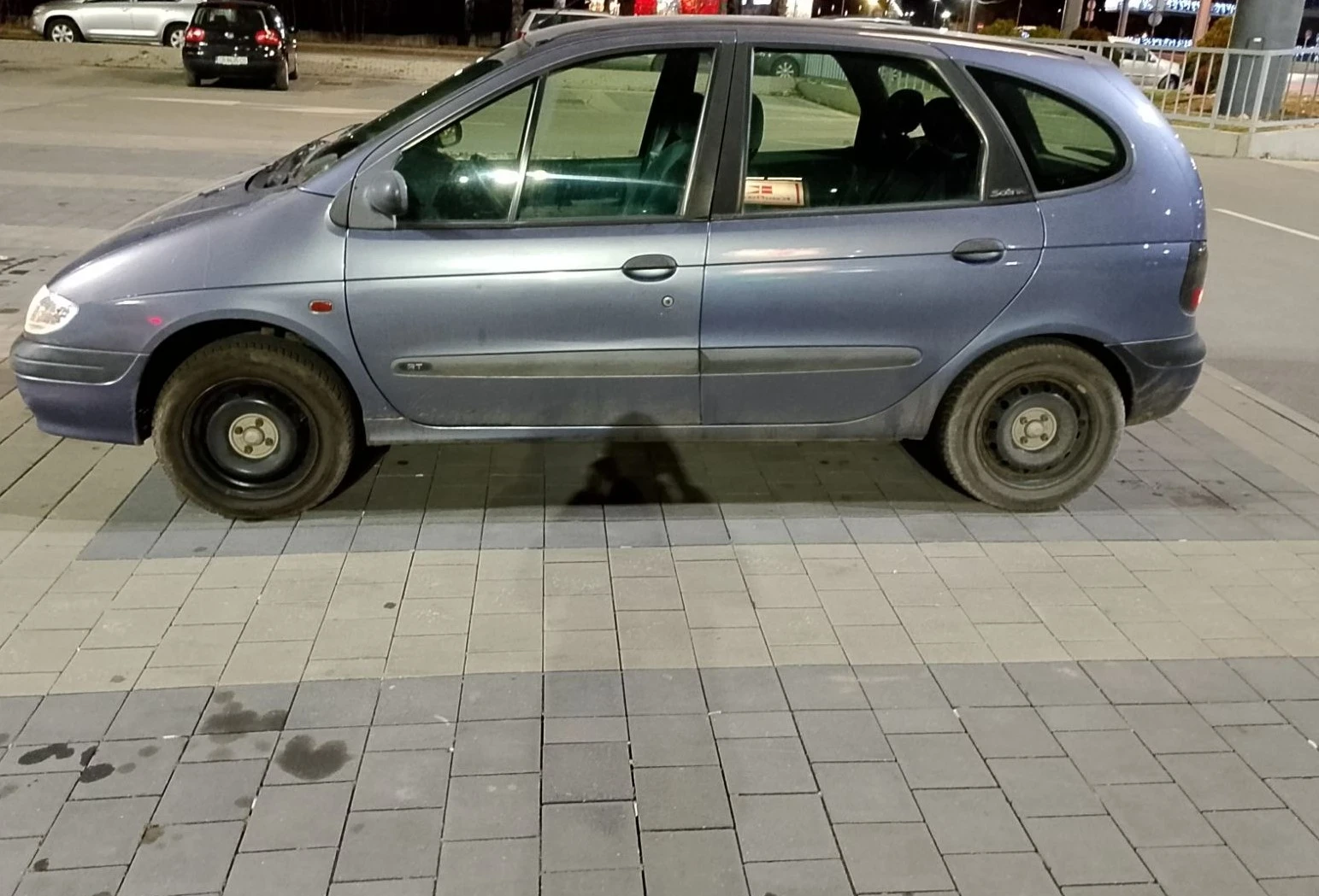 Renault Scenic, снимка 1