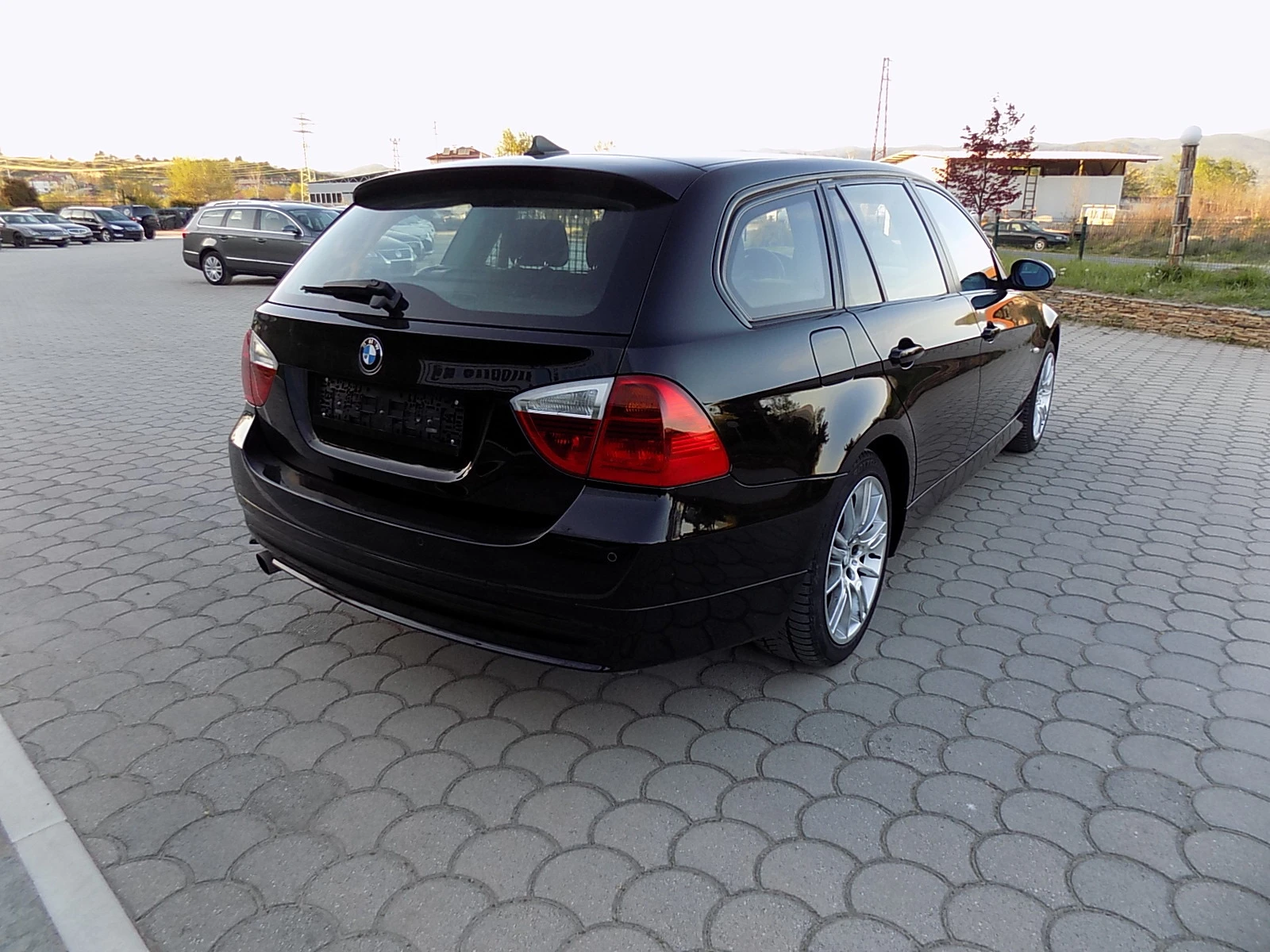 BMW 320 2.0I 150KS - изображение 5