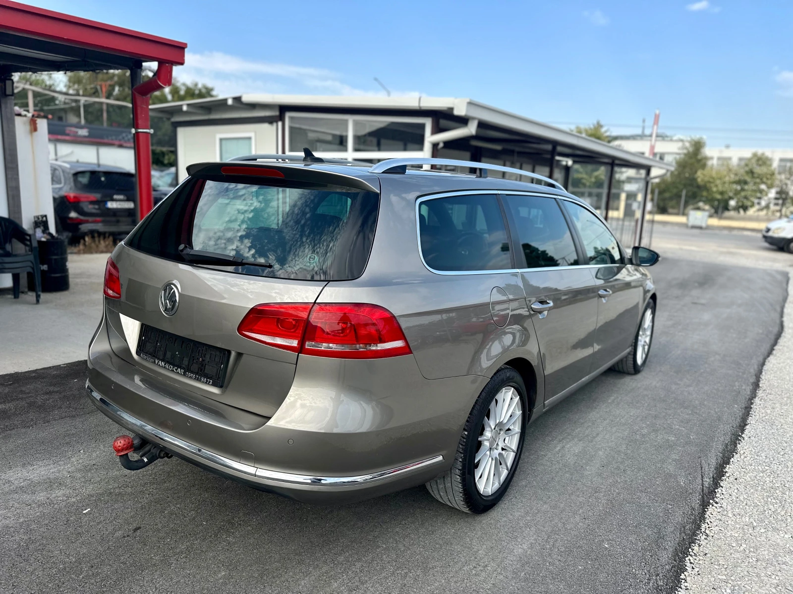 VW Passat 1.6TDI DSG HIGHLINE FULL - изображение 2