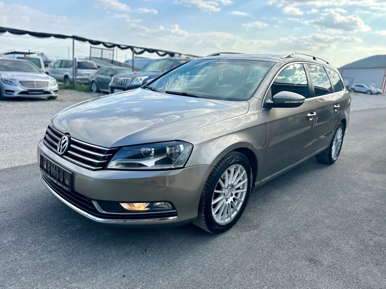 VW Passat 1.6TDI DSG HIGHLINE FULL - изображение 4