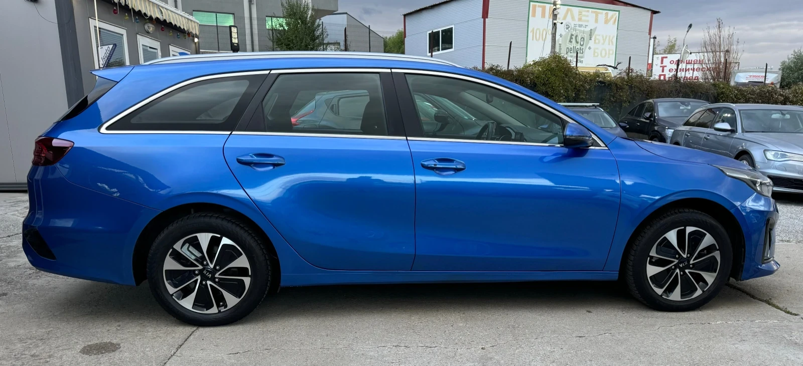 Kia Ceed Vision 1.6 Plug-in Hibrid ГЕРМАНИЯ - изображение 6