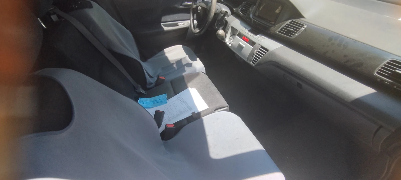 Honda Fr-v 2.2 i-CTDi - изображение 10