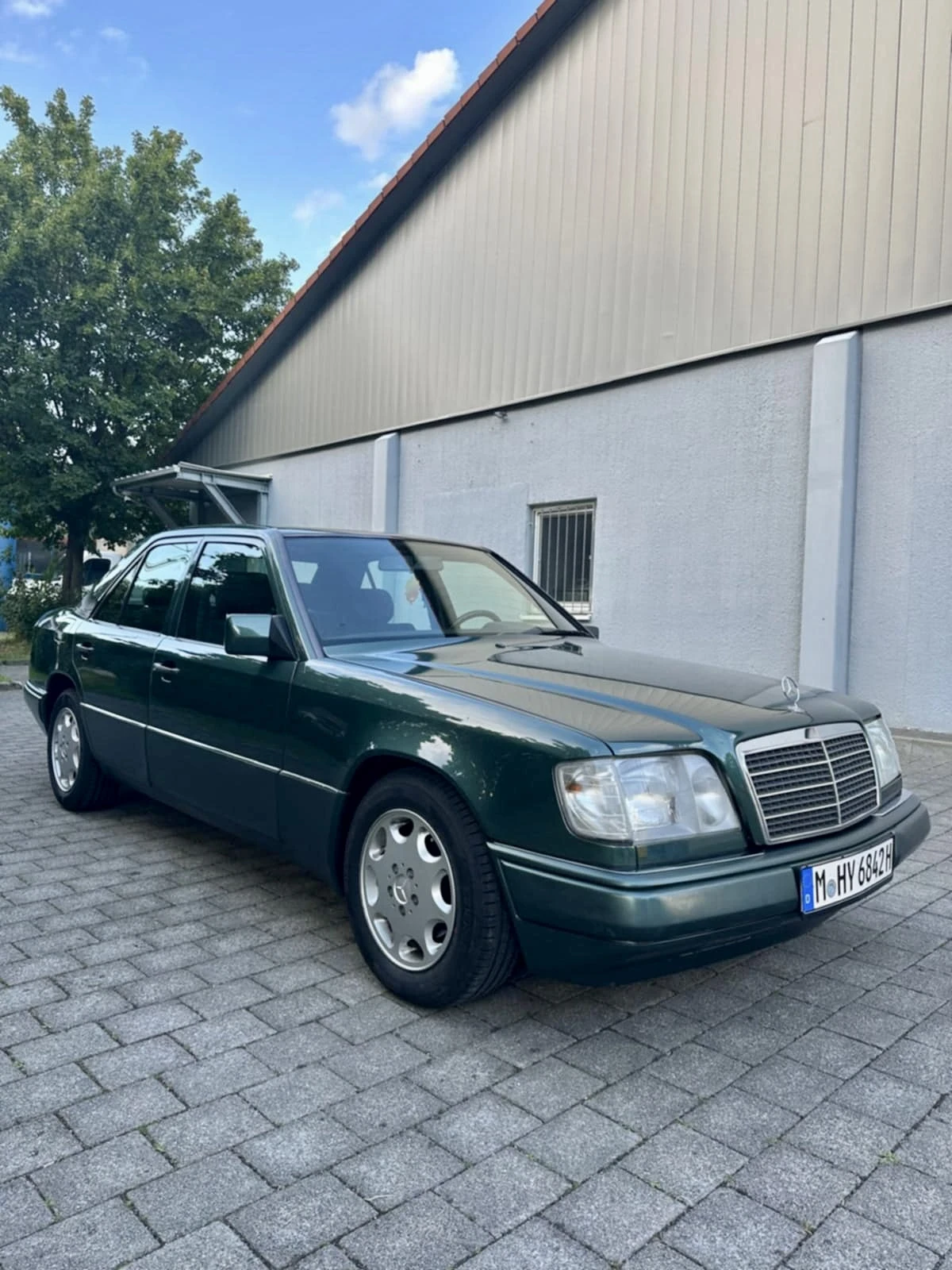 Mercedes-Benz 124 Mercedes-Benz 124 2.2i 150hp Germany  - изображение 2
