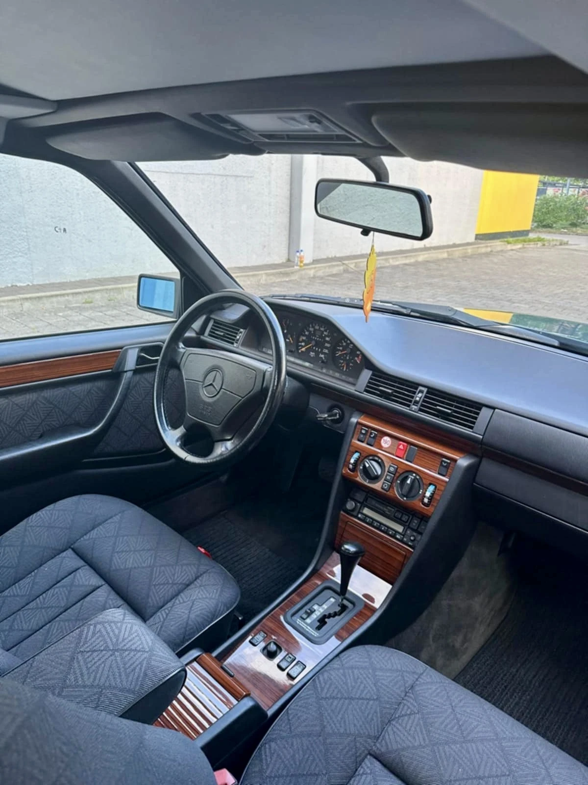 Mercedes-Benz 124 Mercedes-Benz 124 2.2i 150hp Germany  | Mobile.bg � ����������� 11