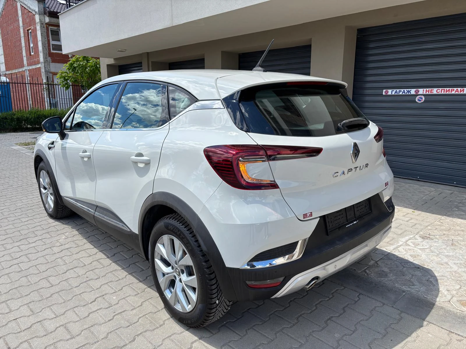 Renault Captur 1.3i16v-TCe Intens! - изображение 6