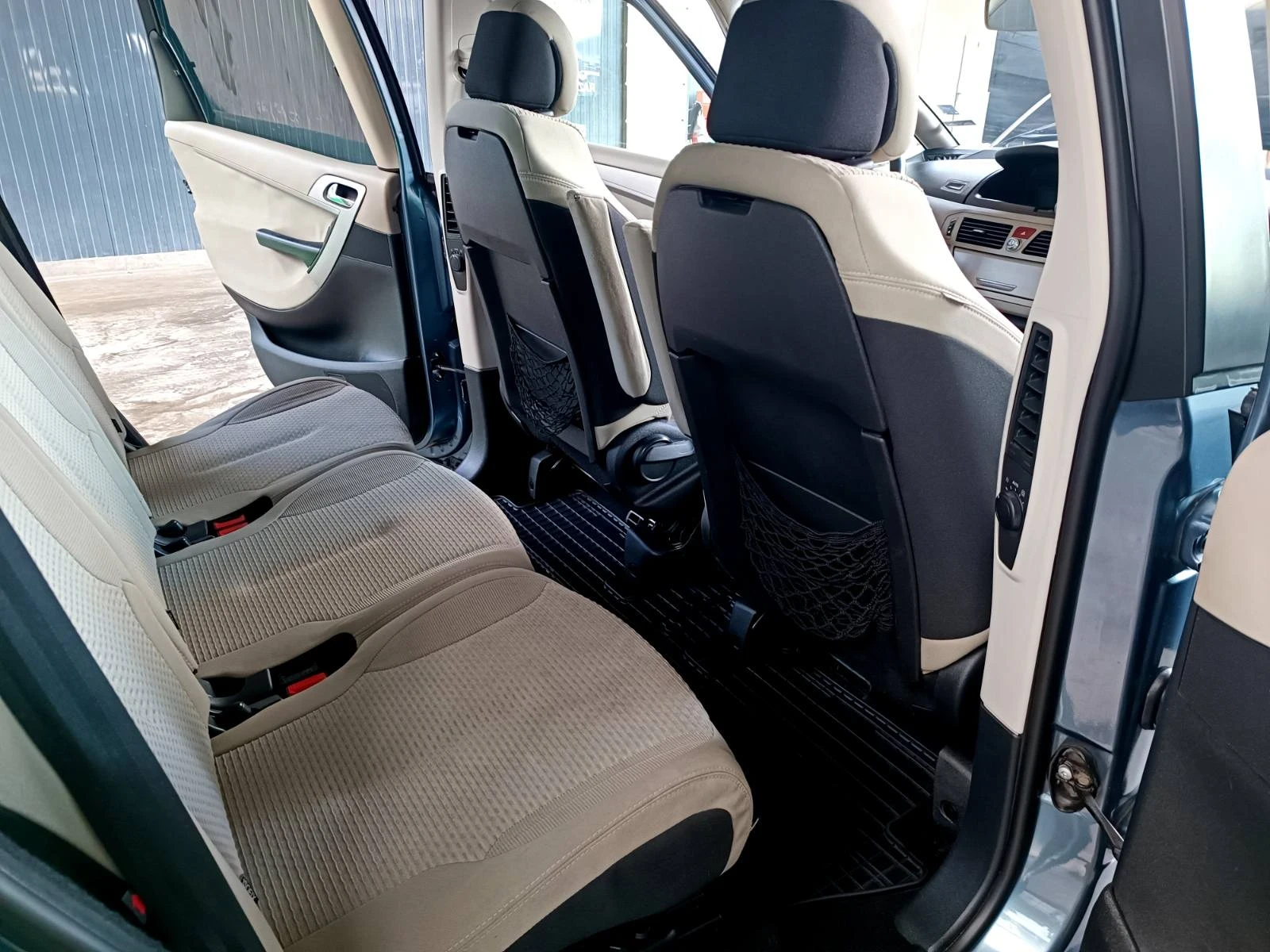 Citroen C4 Picasso 1.8 бензин - изображение 9