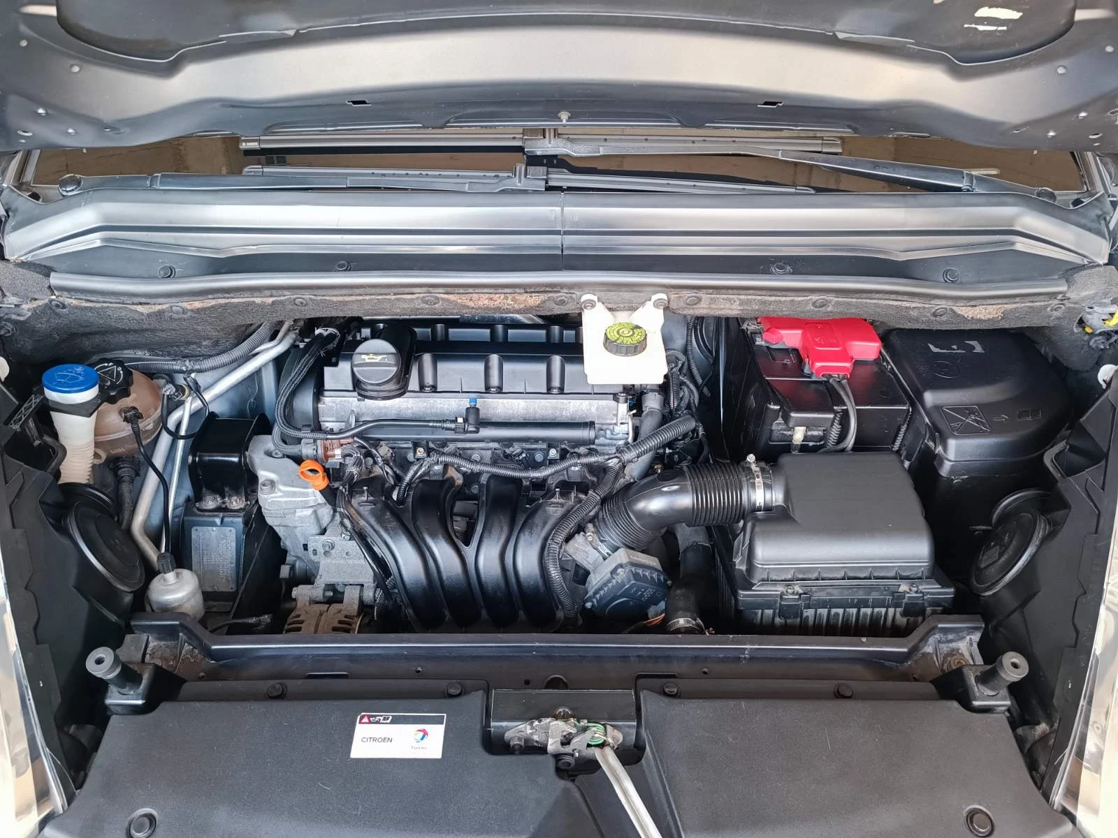 Citroen C4 Picasso 1.8 бензин - изображение 7