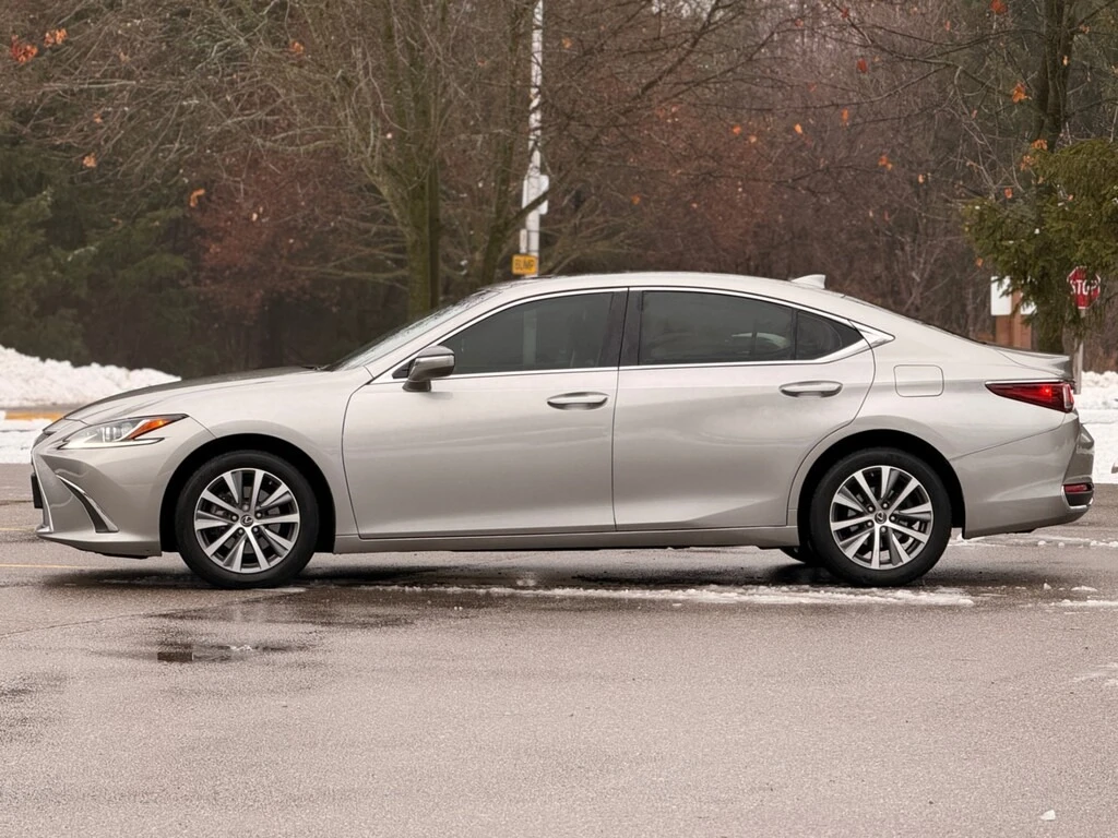 Lexus ES 250 * * AWD * * CARFAX * * АВТО КРЕДИТ * *  - изображение 2