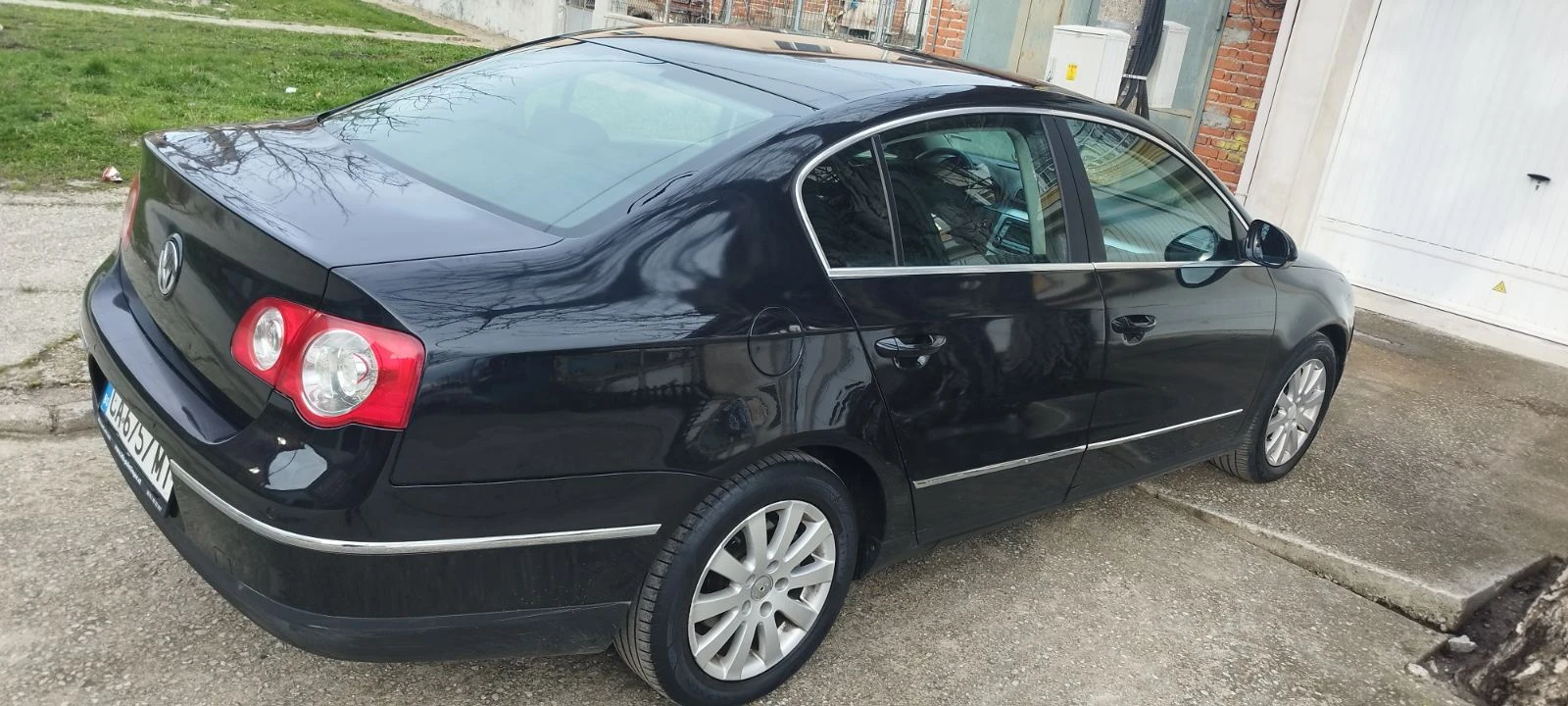 VW Passat, снимка 8 - Автомобили и джипове - 53733354