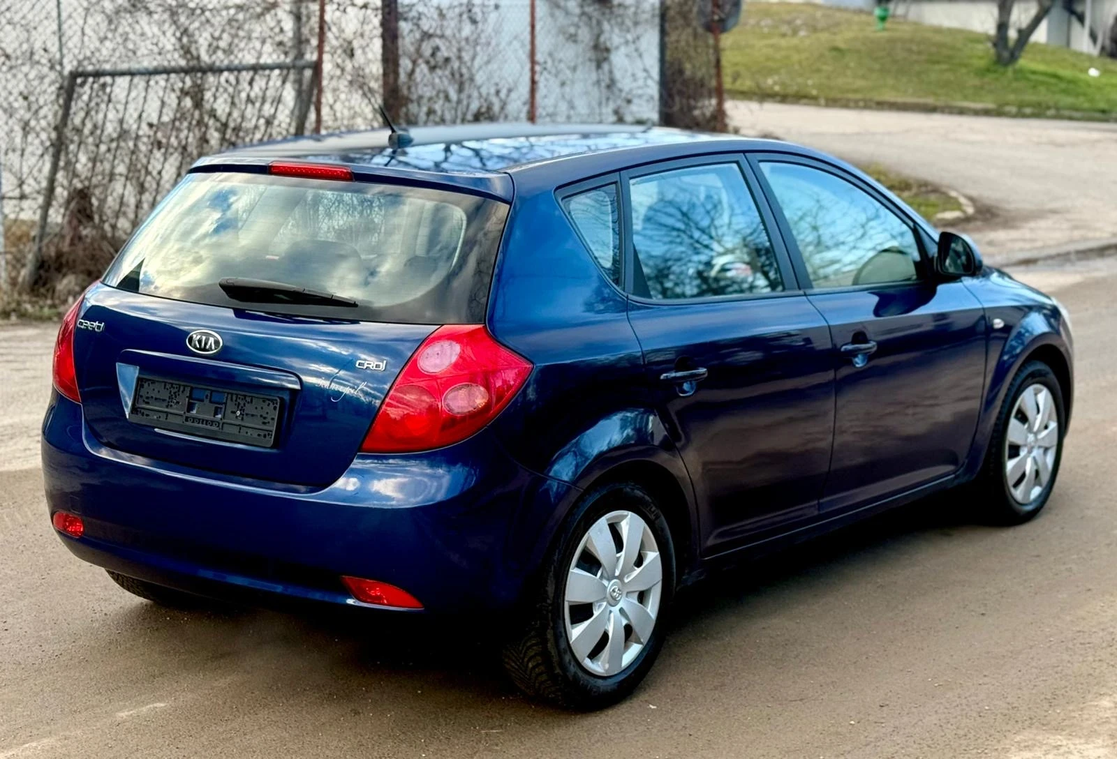 Kia Ceed, снимка 3 - Автомобили и джипове - 53741366