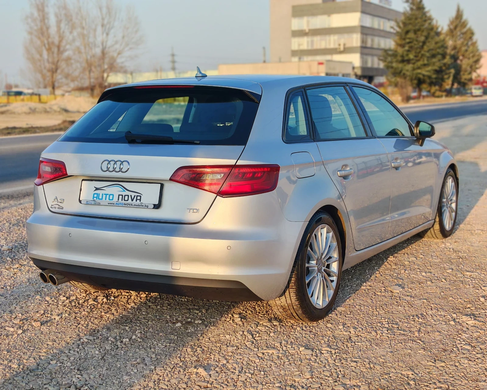 Audi A3 2.0 ДИЗЕЛ 150 К.С. АВТОМАТИК! LED! НАВИ! УНИКАТ!, снимка 5 - Автомобили и джипове - 53866725