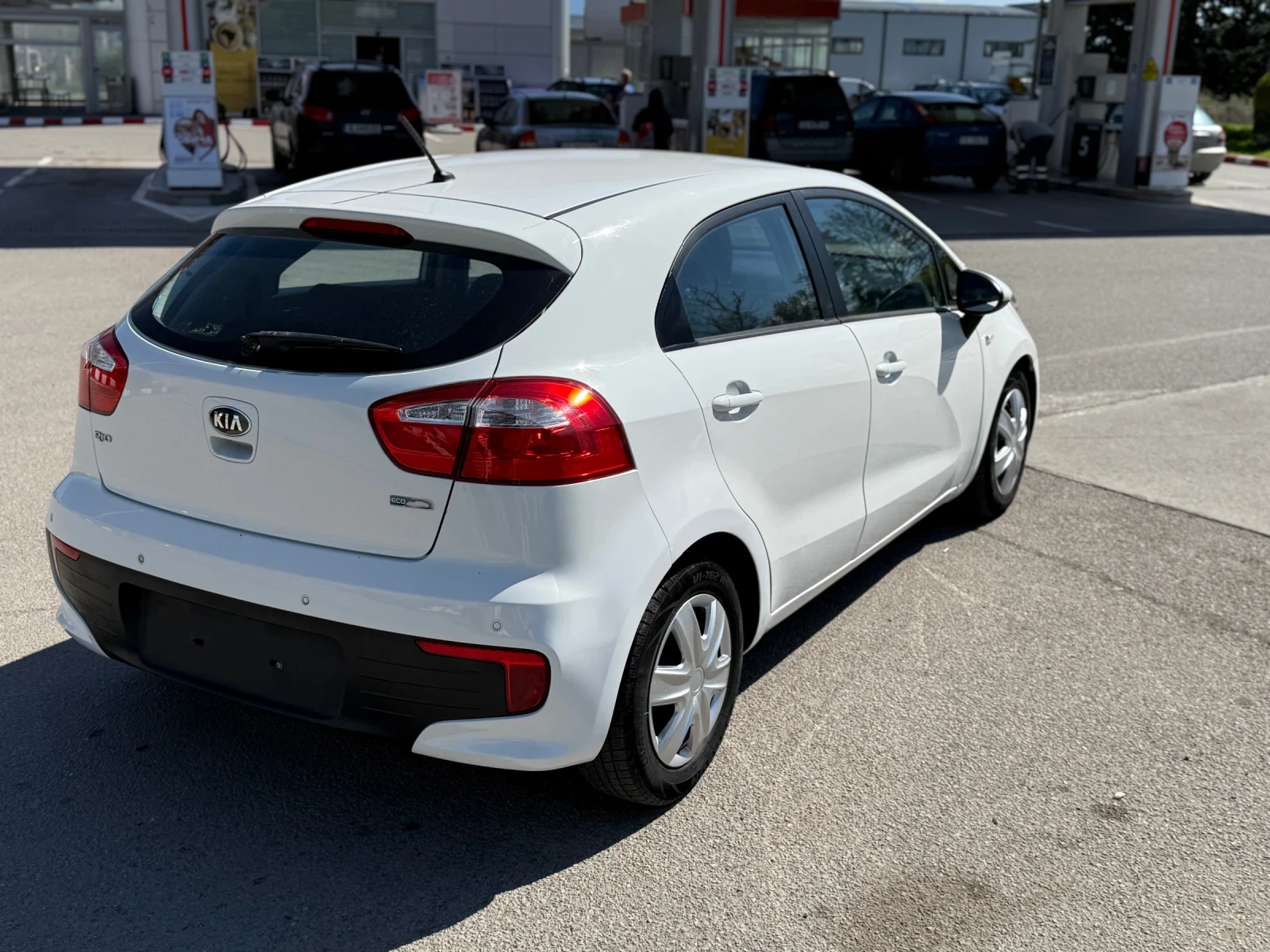 Kia Rio 1.2i газ ЕВРО 6В, снимка 4 - Автомобили и джипове - 54304044