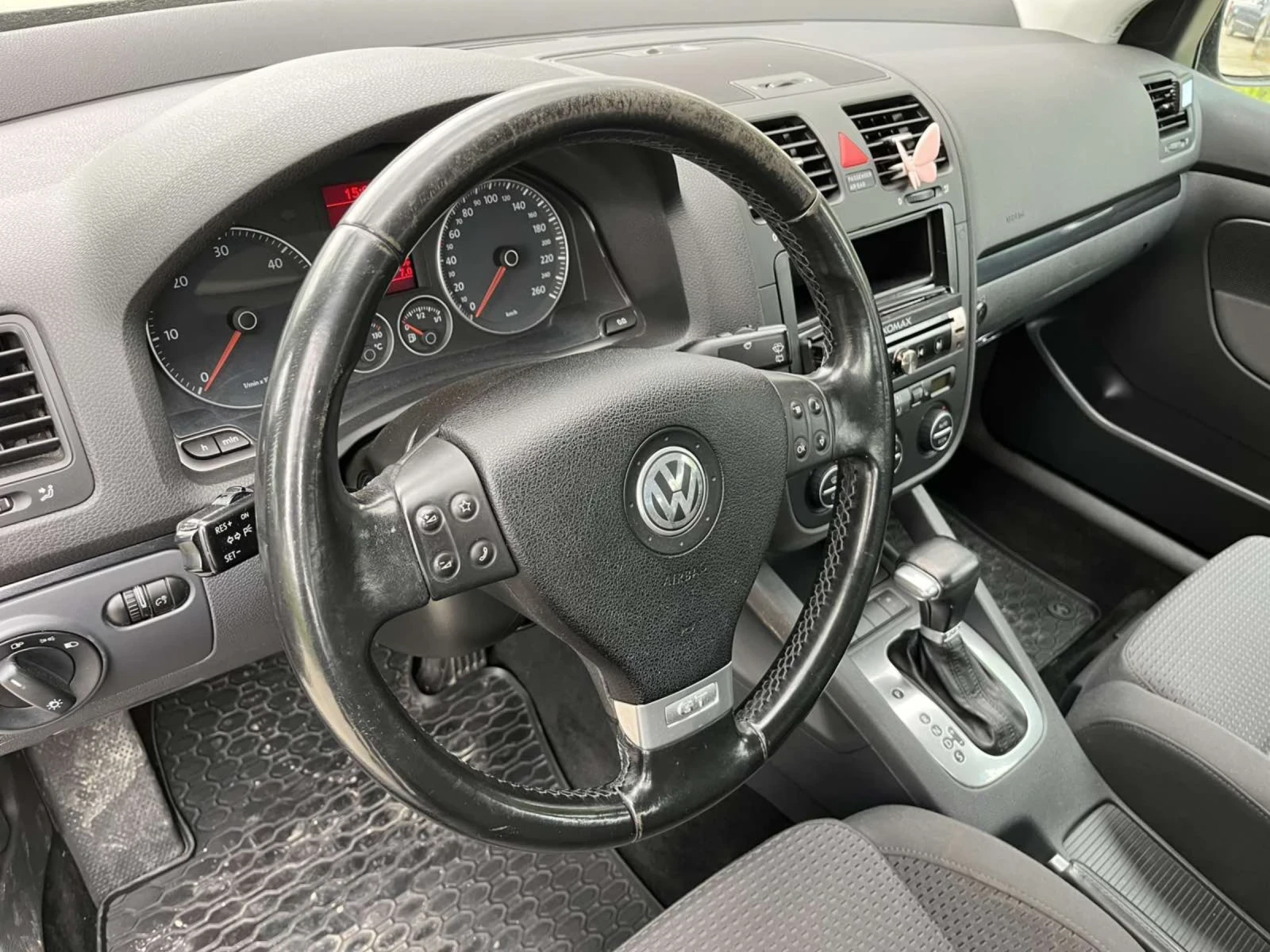 VW Golf 2.0, снимка 16 - Автомобили и джипове - 54481283