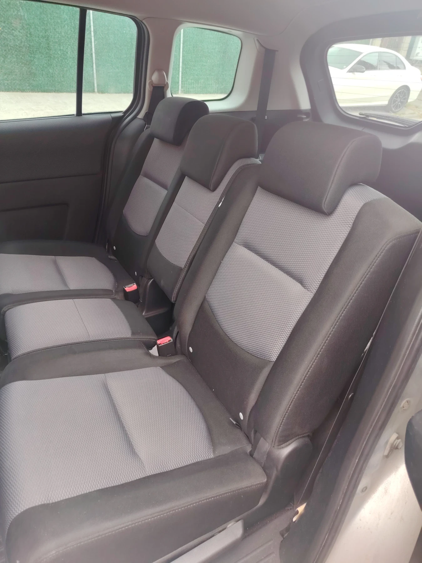 Mazda 5, снимка 4 - Автомобили и джипове - 54632969