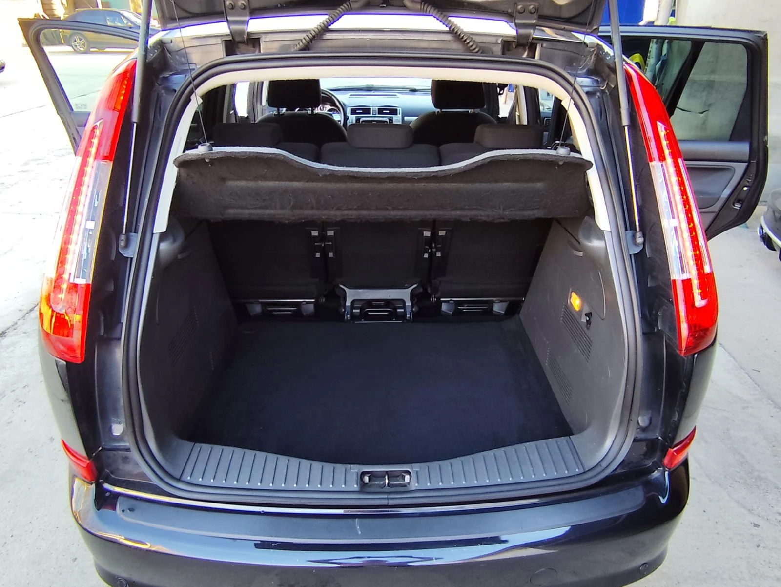 Ford C-max 2.0 TDI 110к.с., снимка 14 - Автомобили и джипове - 54688850