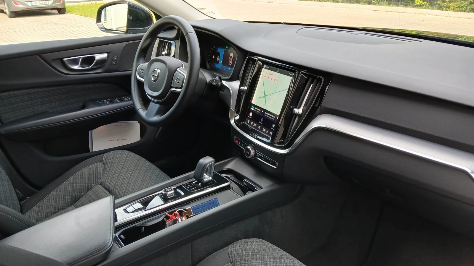 Volvo V60 B4 Geartronic Core, снимка 13 - Автомобили и джипове - 54916127