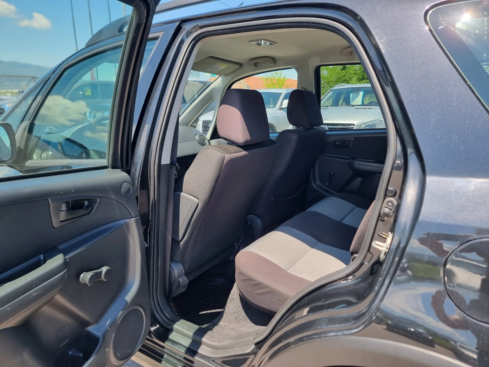 Fiat Sedici 1.6I, снимка 11 - Автомобили и джипове - 55049730