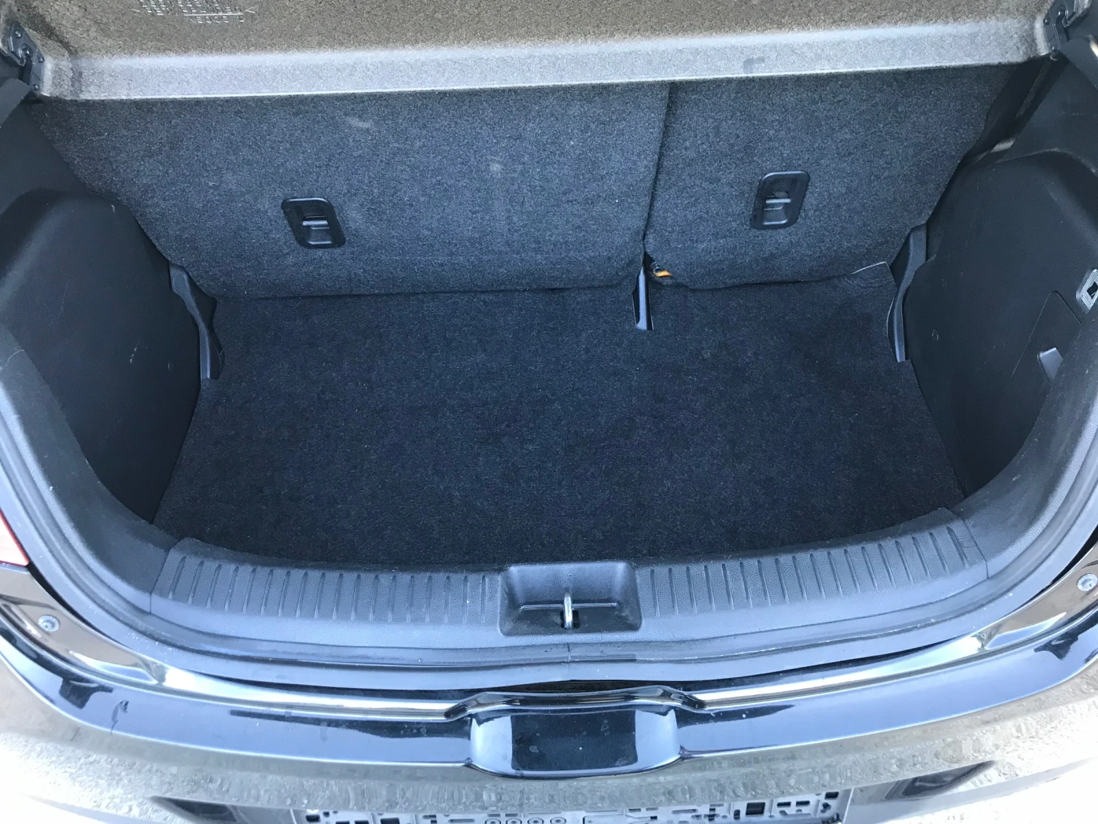 Mazda 2 1.3I FACE, снимка 7 - Автомобили и джипове - 55157260