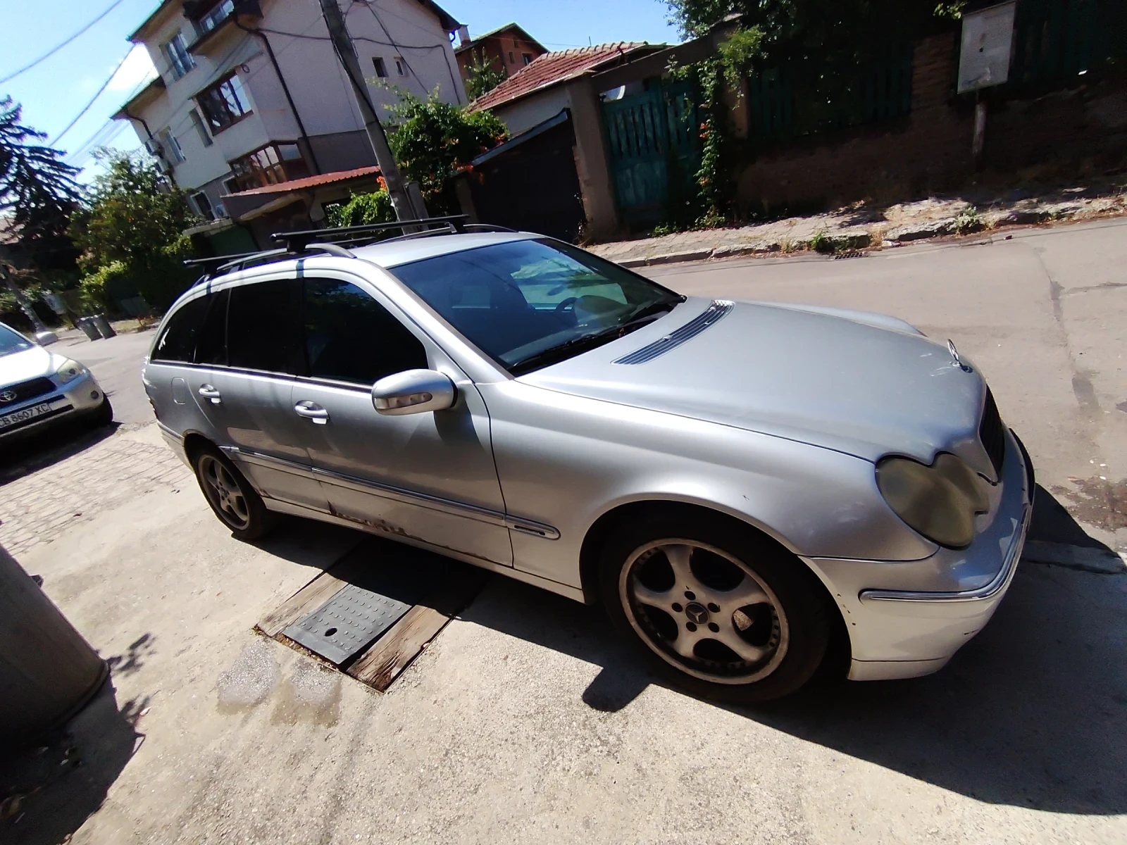 Mercedes-Benz C 220, снимка 5 - Автомобили и джипове - 55380985