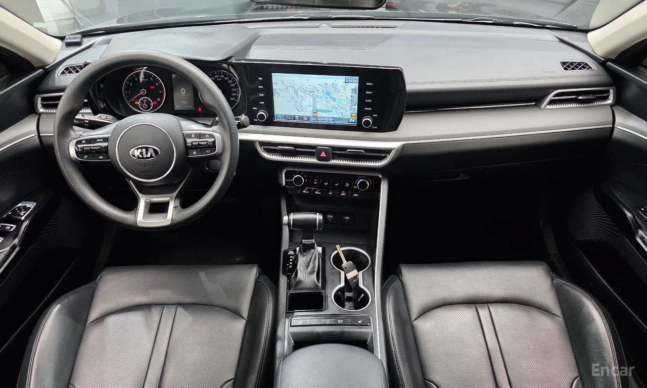 Kia K5 * ФИКСИРАНА ЦЕНА ДО БЪЛГАРИЯ * АВТОКРЕДИТ, снимка 7 - Автомобили и джипове - 55398596