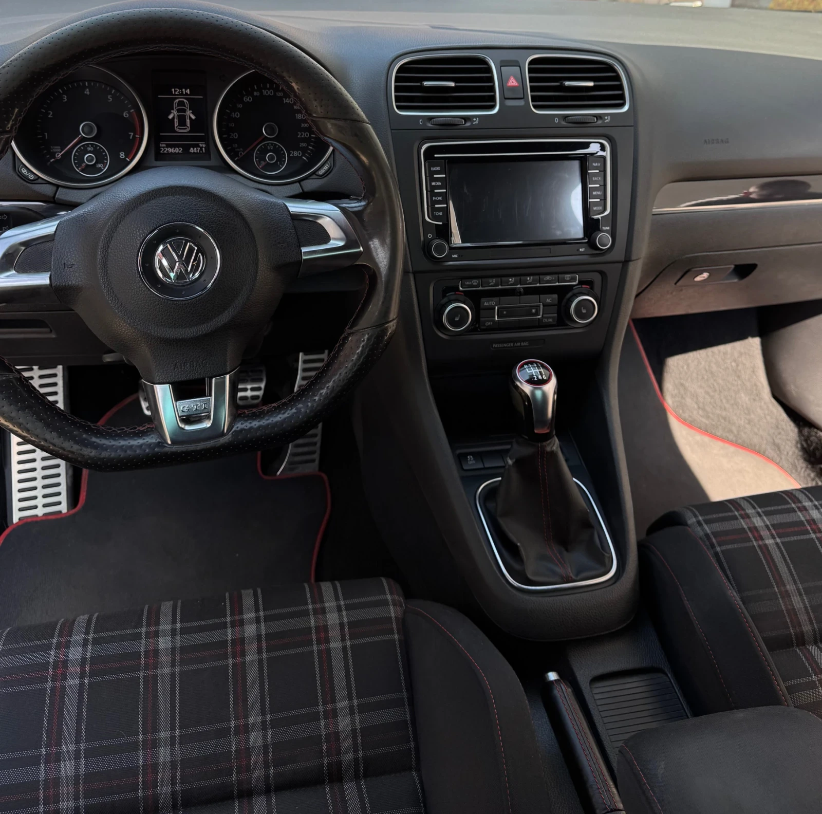 VW Golf GTI, снимка 7 - Автомобили и джипове - 55582889