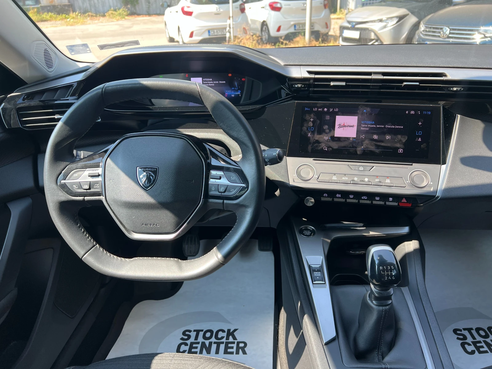Peugeot 308 1.2 6M/T, снимка 9 - Автомобили и джипове - 55748626