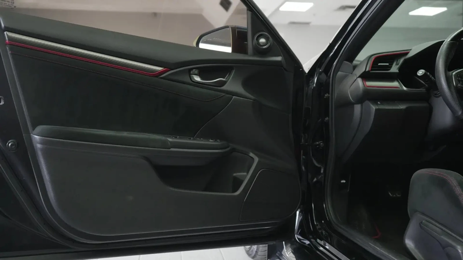 Honda Civic TYPE-R ЦЕНА ДО БЪЛГАРИЯ АВТОКРЕДИТ, снимка 8 - Автомобили и джипове - 55752730