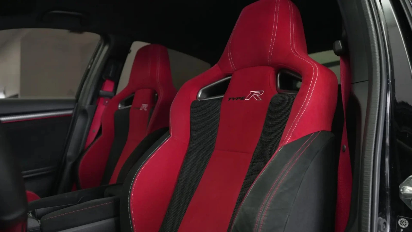 Honda Civic TYPE-R ЦЕНА ДО БЪЛГАРИЯ АВТОКРЕДИТ, снимка 9 - Автомобили и джипове - 55752730
