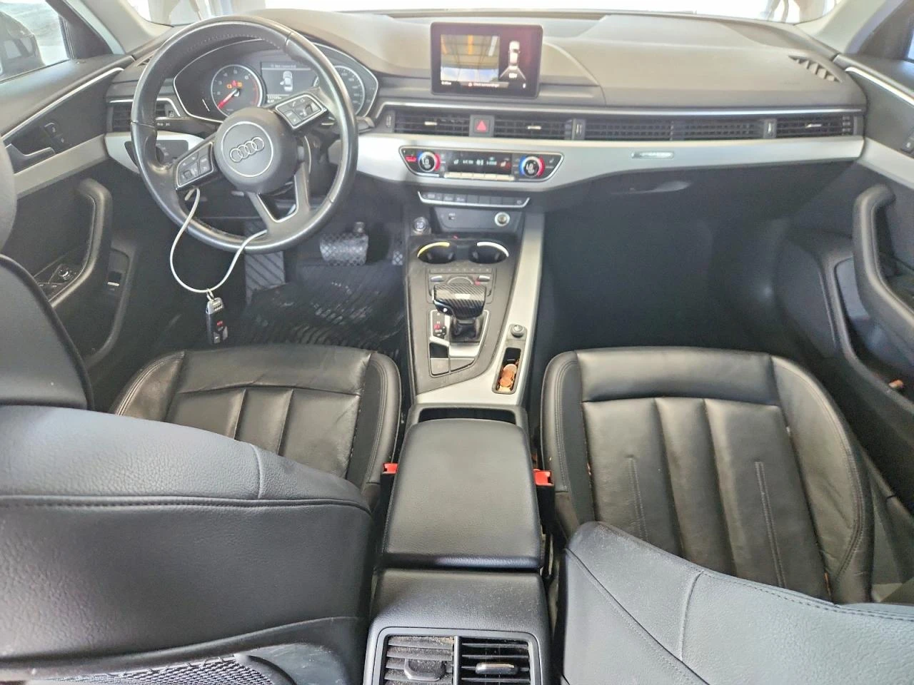 Audi A4 2.0l Komfort, снимка 8 - Автомобили и джипове - 56349479