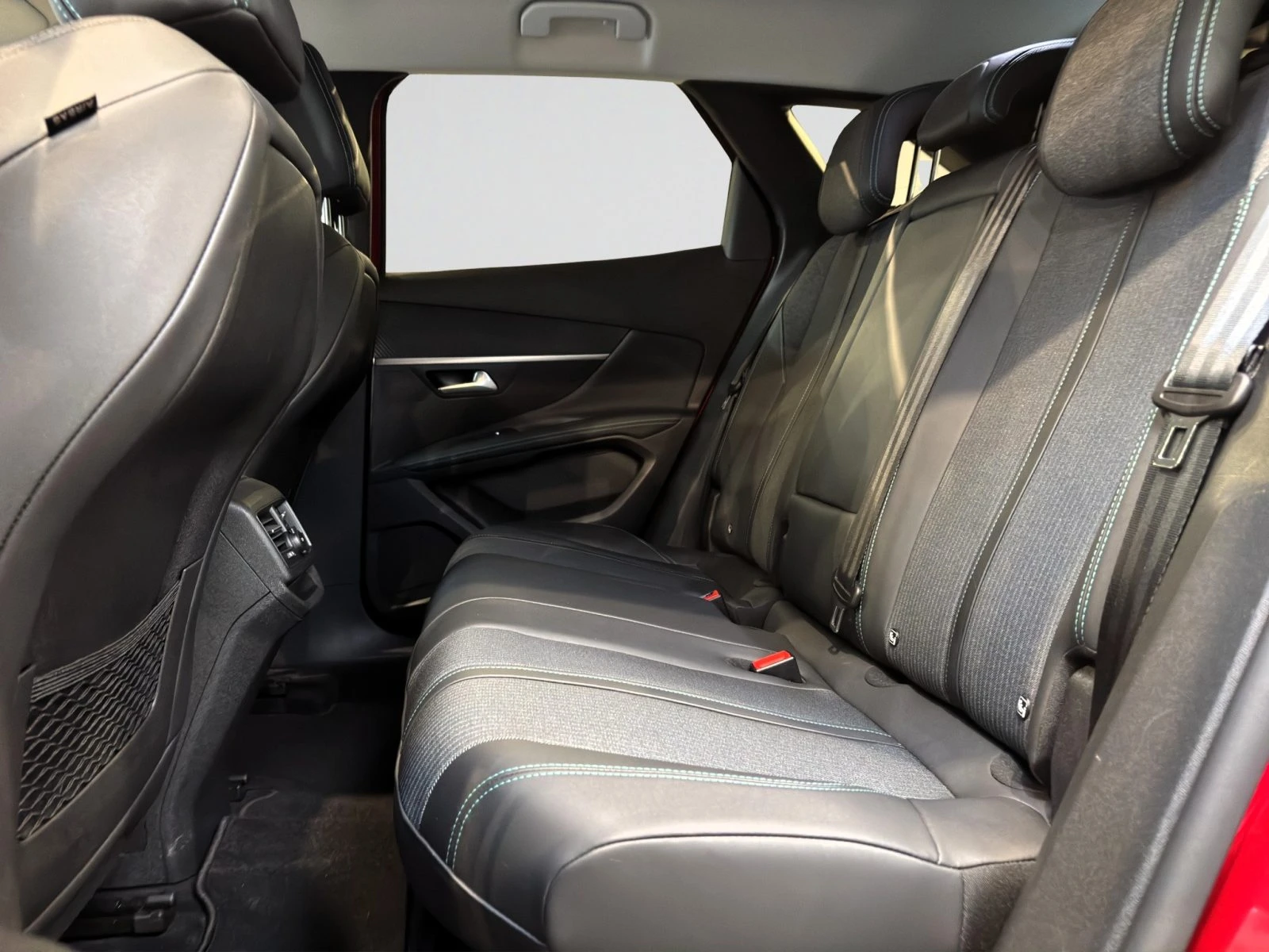 Peugeot 3008 ALLURE 1.2 130 ������ �������� 2 ������ | Mobile.bg � ����������� 12