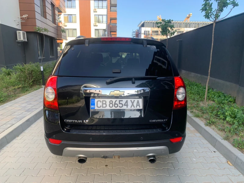 Chevrolet Captiva 3.2 Автоматик / 7-местен, снимка 4 - Автомобили и джипове - 43415811