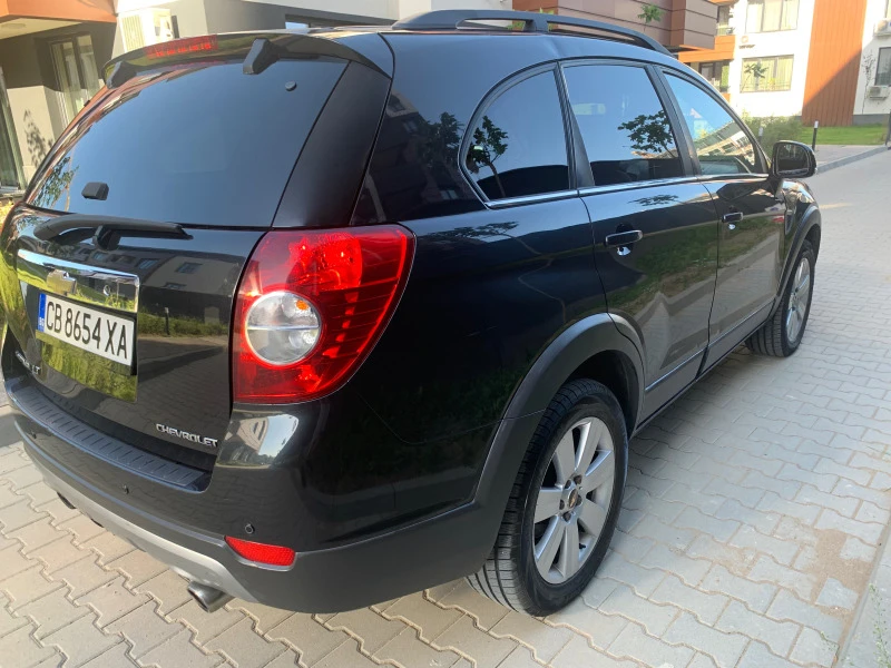 Chevrolet Captiva 3.2 Автоматик / 7-местен, снимка 5 - Автомобили и джипове - 43415811