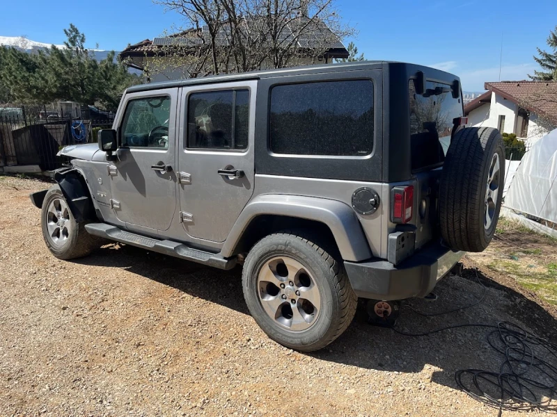 Jeep Wrangler 3.6v6-Sahara, снимка 2 - Автомобили и джипове - 48650594