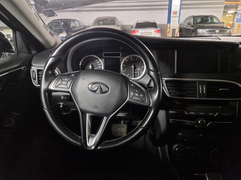 Infiniti Q30, снимка 7 - Автомобили и джипове - 49510777