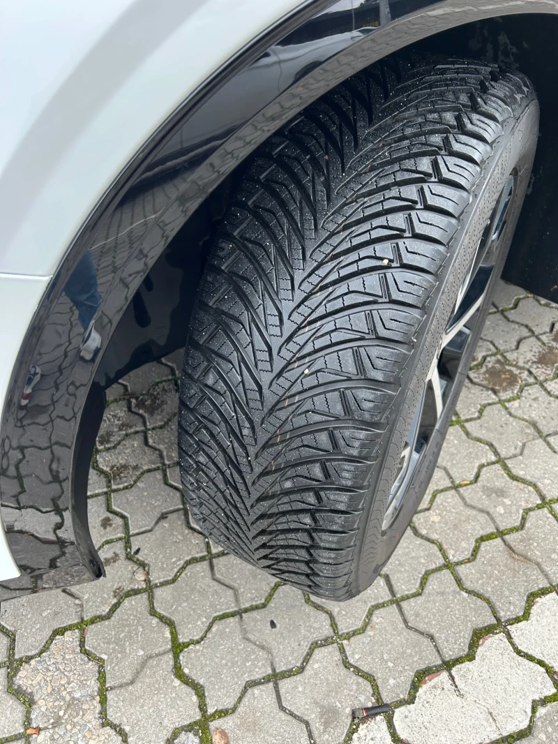 Kia Sportage 1.6 Mild Hybrid , снимка 14 - Автомобили и джипове - 52469969