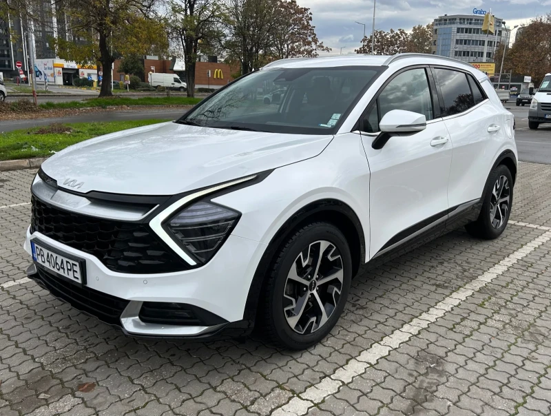 Kia Sportage 1.6 Mild Hybrid , снимка 2 - Автомобили и джипове - 52469969