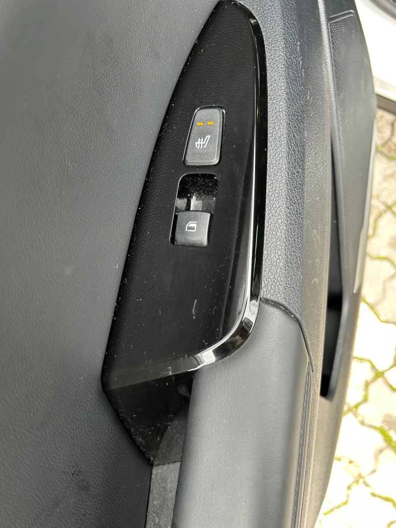 Kia Sportage 1.6 Mild Hybrid , снимка 13 - Автомобили и джипове - 52469969