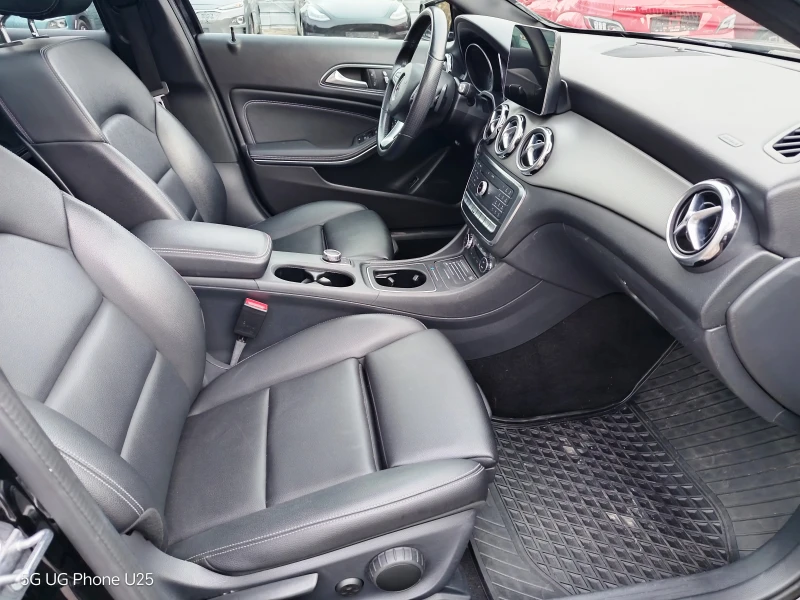 Mercedes-Benz GLA 250 4MATIC, снимка 12 - Автомобили и джипове - 52637661
