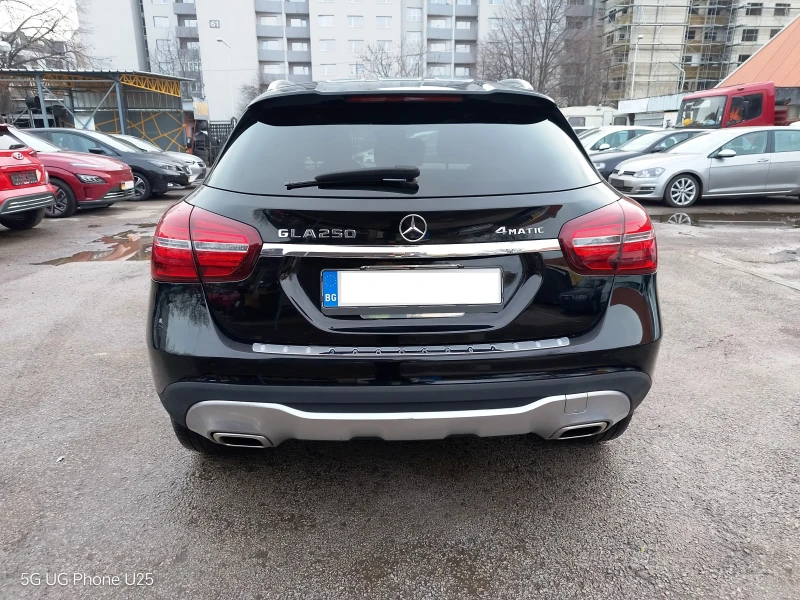 Mercedes-Benz GLA 250 4MATIC, снимка 4 - Автомобили и джипове - 52637661