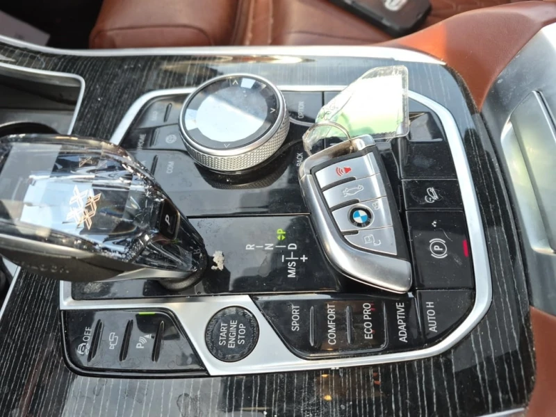 BMW X7 xDrive40I * от BMW * CARFAX * , снимка 8 - Автомобили и джипове - 53276777