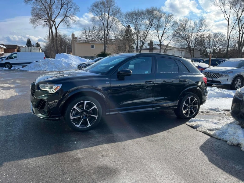 Audi Q3 Progressiv * CARFAX * ПАНОРАМА* ПОДГРЕВИ, снимка 3 - Автомобили и джипове - 53302294