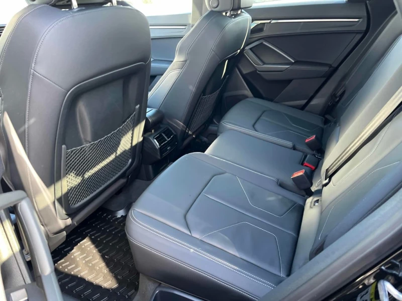 Audi Q3 Progressiv * CARFAX * ПАНОРАМА* ПОДГРЕВИ, снимка 10 - Автомобили и джипове - 53302294