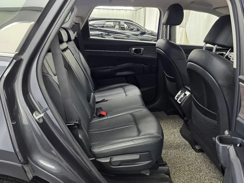 Kia Sorento Diesel 2.2 4Wd Prestige, снимка 12 - Автомобили и джипове - 55641286