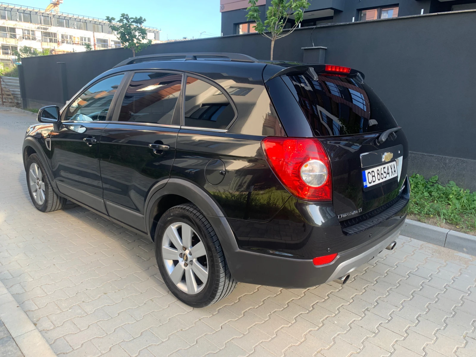 Chevrolet Captiva 3.2 Автоматик / 7-местен - изображение 3