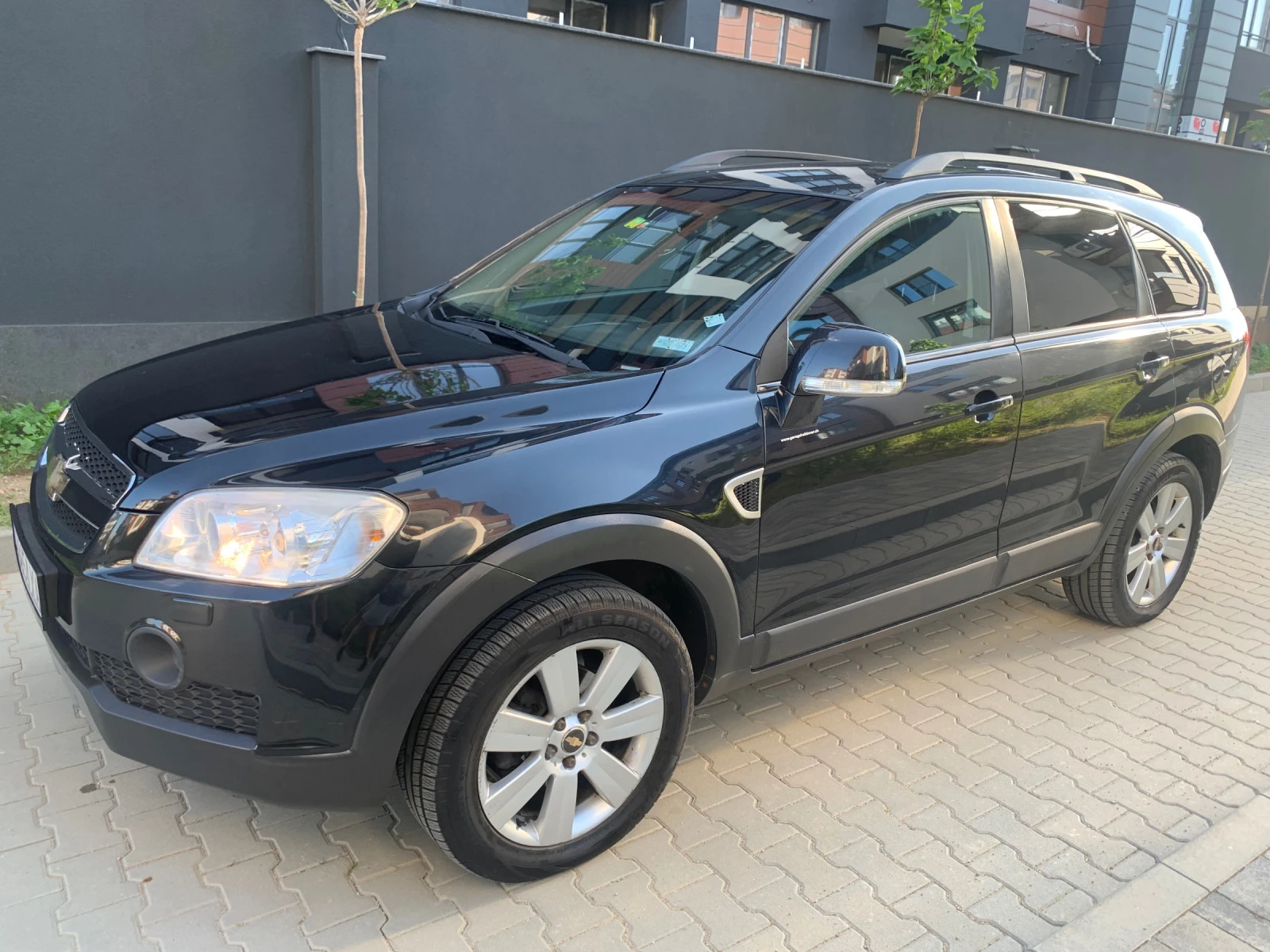 Chevrolet Captiva 3.2 Автоматик / 7-местен | Mobile.bg — изображение 1