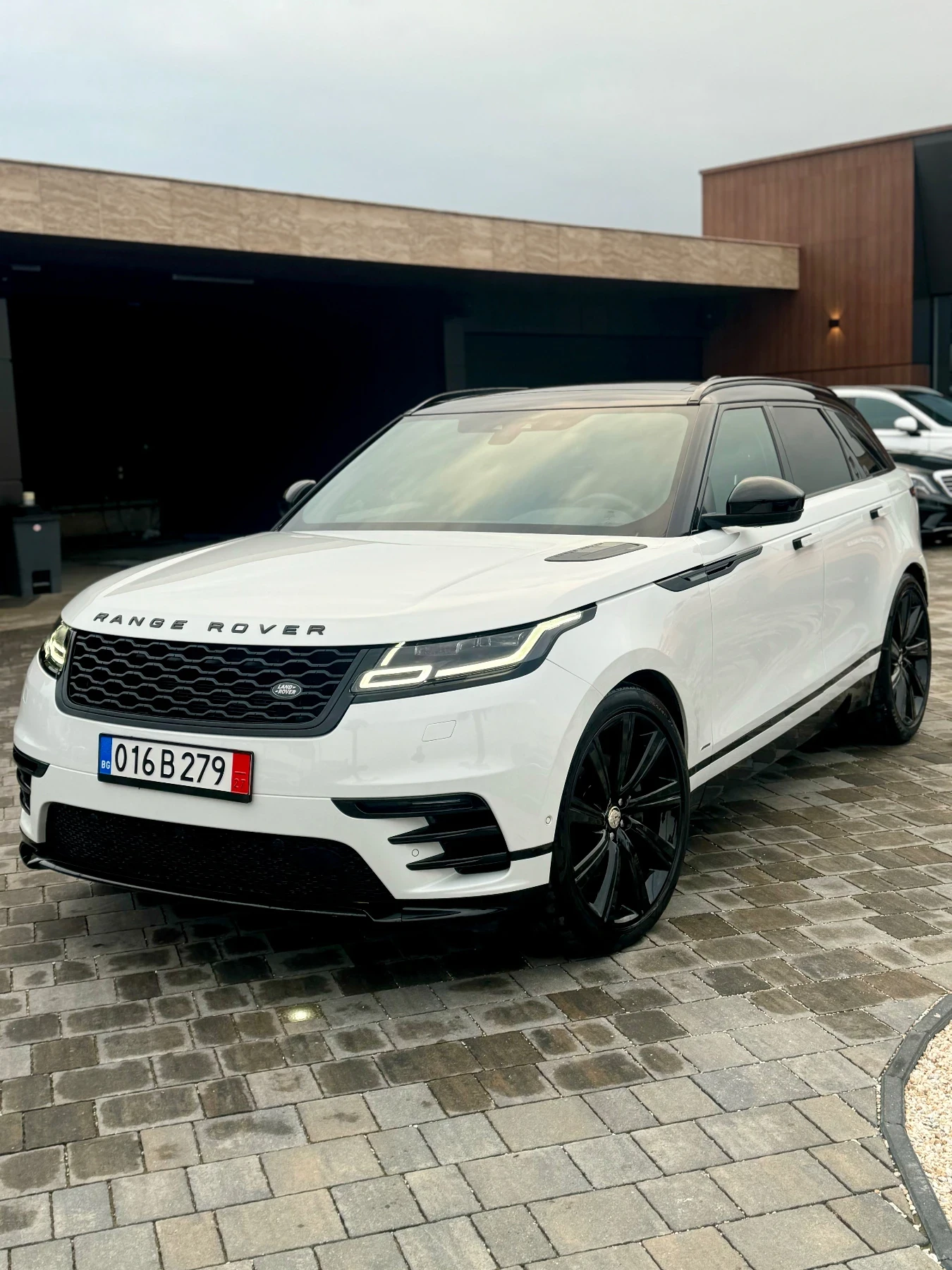 Land Rover Range Rover Velar R -Dynamic 3, 0D Нов 70000 км Лизинг без такси - изображение 8