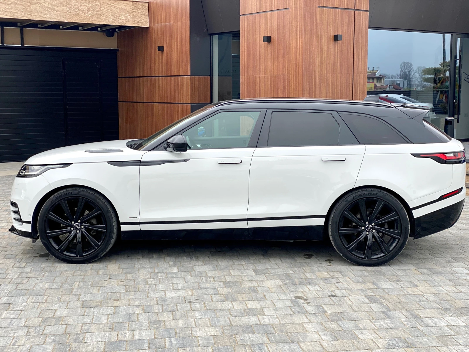 Land Rover Range Rover Velar R -Dynamic 3,0D Нов 60000 км Лизинг без такси - изображение 8