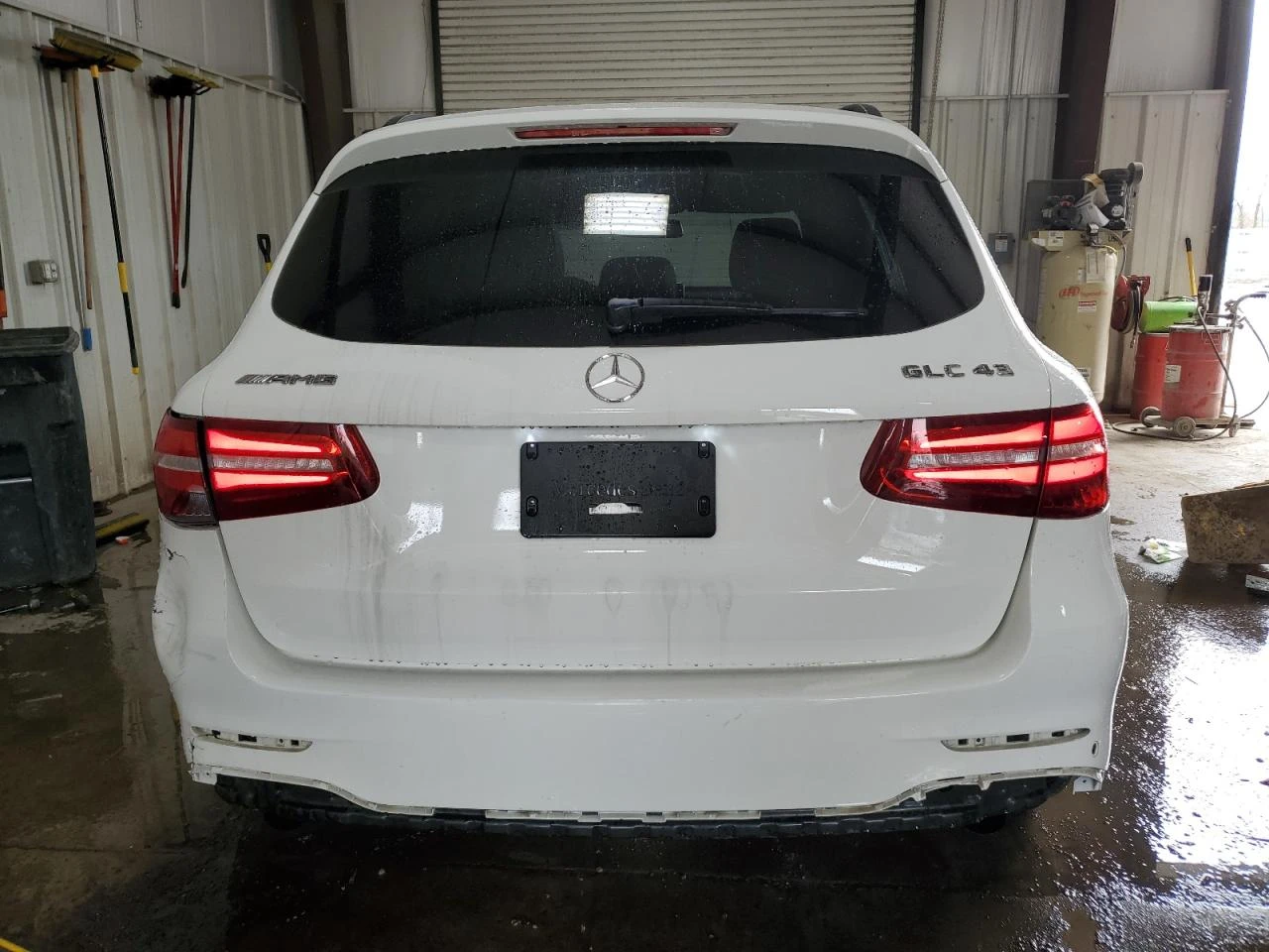 Mercedes-Benz GLC 43 AMG 4MATIC Burmester* FULL LED* Пано* 360*  - изображение 6