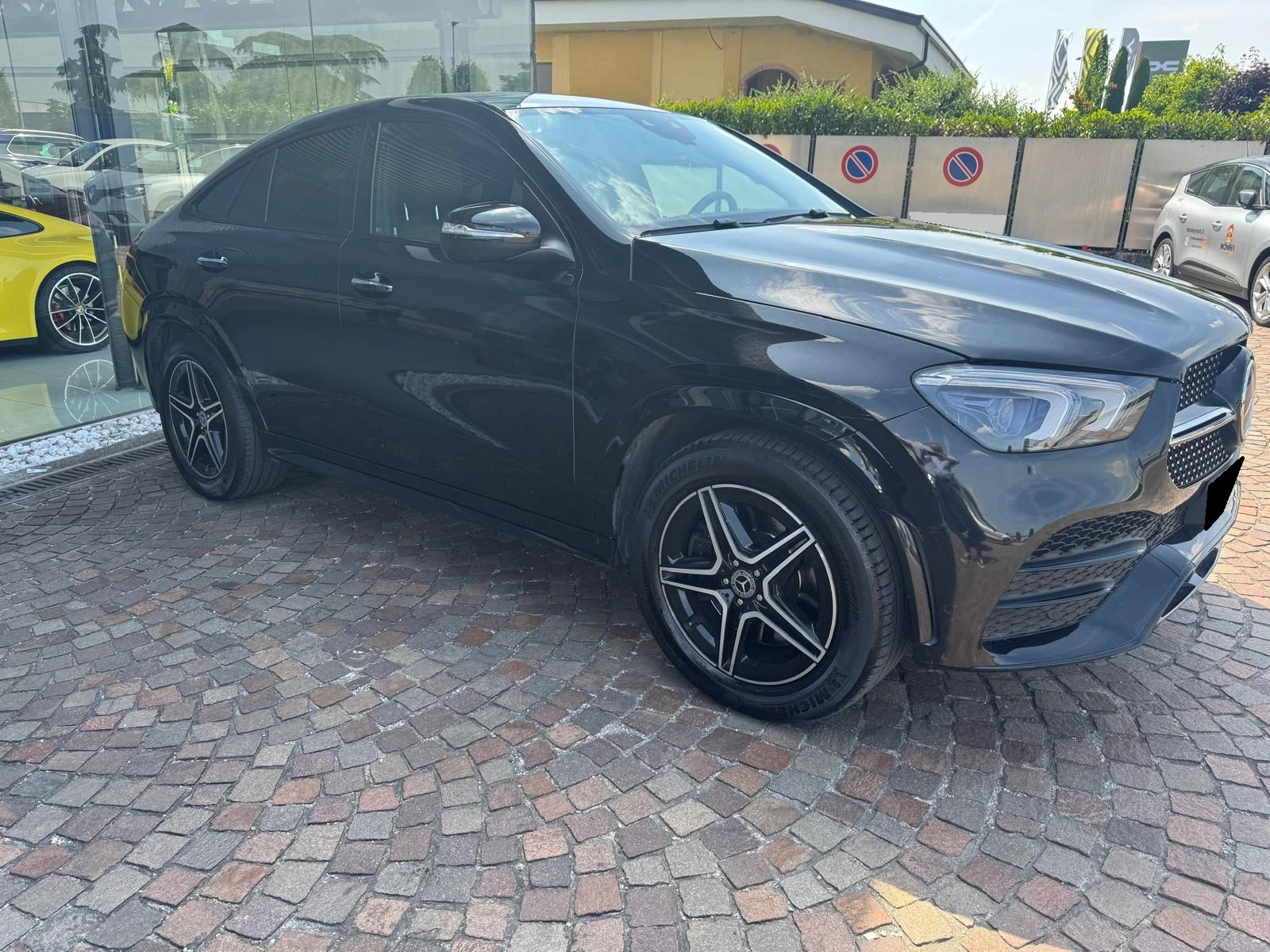 Mercedes-Benz GLE 350 d Coupe 4Matic AMG-Line - изображение 3