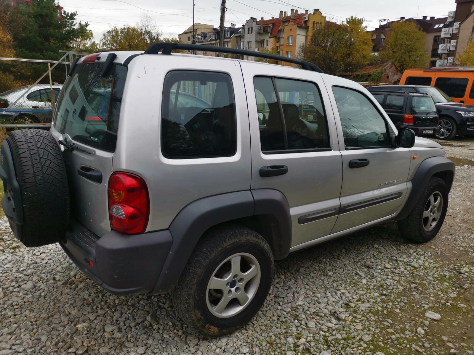 Jeep Cherokee 3.7 V6 AVTOMAT  - изображение 5